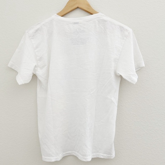 NEW The Beach Boys Graphic Tee - Picture 5 of 7